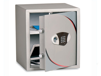 Safes & Cabinets