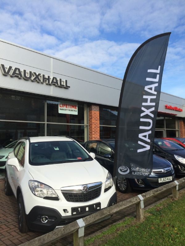 2.5m Pole Feather Flag Kit - Image 2